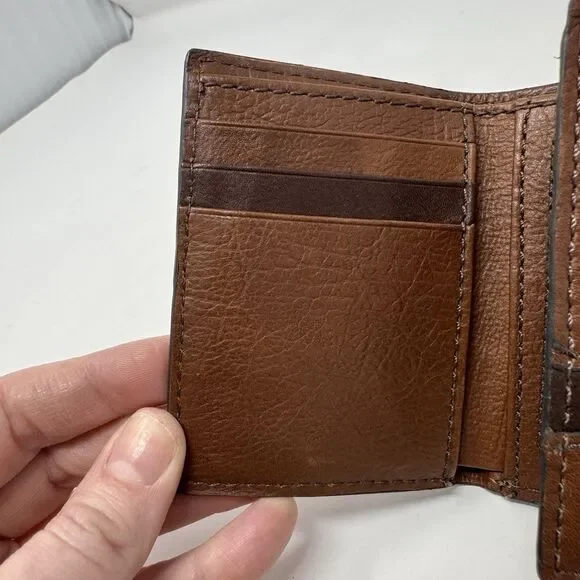 Fossil Easton RFID Trifold Wallet for Men Leather 4”x3.25” Brown - Picture 5 of 6